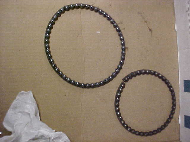 Old bottom and middle bearings - pre-clean.JPG (24546 bytes)